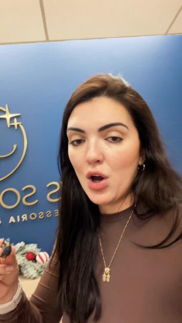 Todo mundo quer renovar o passaporte “para ontem”… mas a melhor dica é: não deixe para a última hora. 👀Manter seus documentos em dia — especialmente o passaporte — garante que, quando surgir a oportunidade de embarcar, você não tenha nenhuma dor de cabeça.Se precisar renovar seu passaporte, conte comigo.
✈️📄#notarypublic #boston #massachusetts #brasileirosemboston #brasileirosnoseua #passaporte #brasileiros